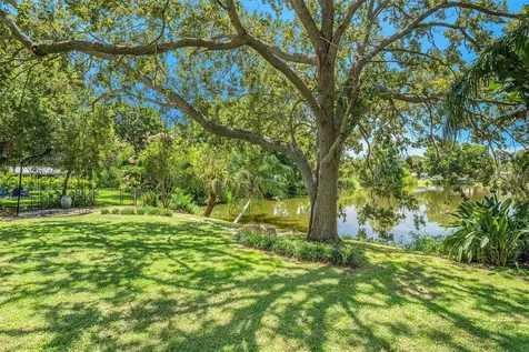 1770 75th Avenue N St Petersburg FL 33702