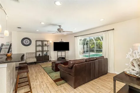 1770 75th Avenue N St Petersburg FL 33702