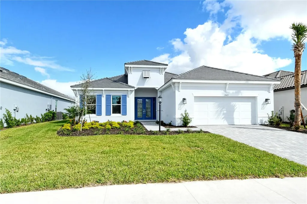 15625 San Lazzaro Avenue Bradenton FL 34211