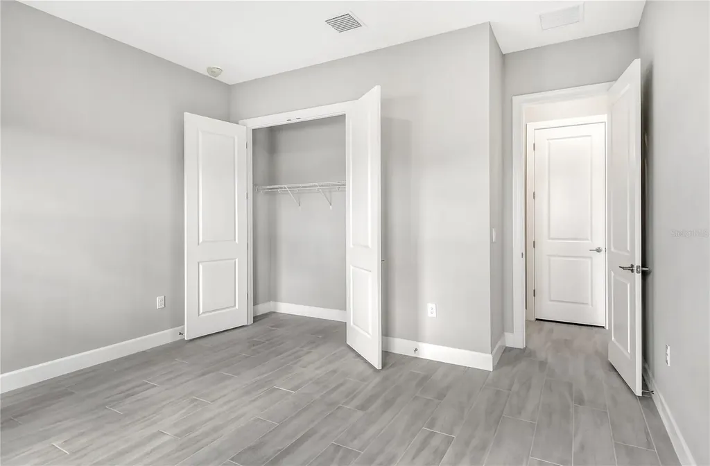 15625 San Lazzaro Avenue Bradenton FL 34211