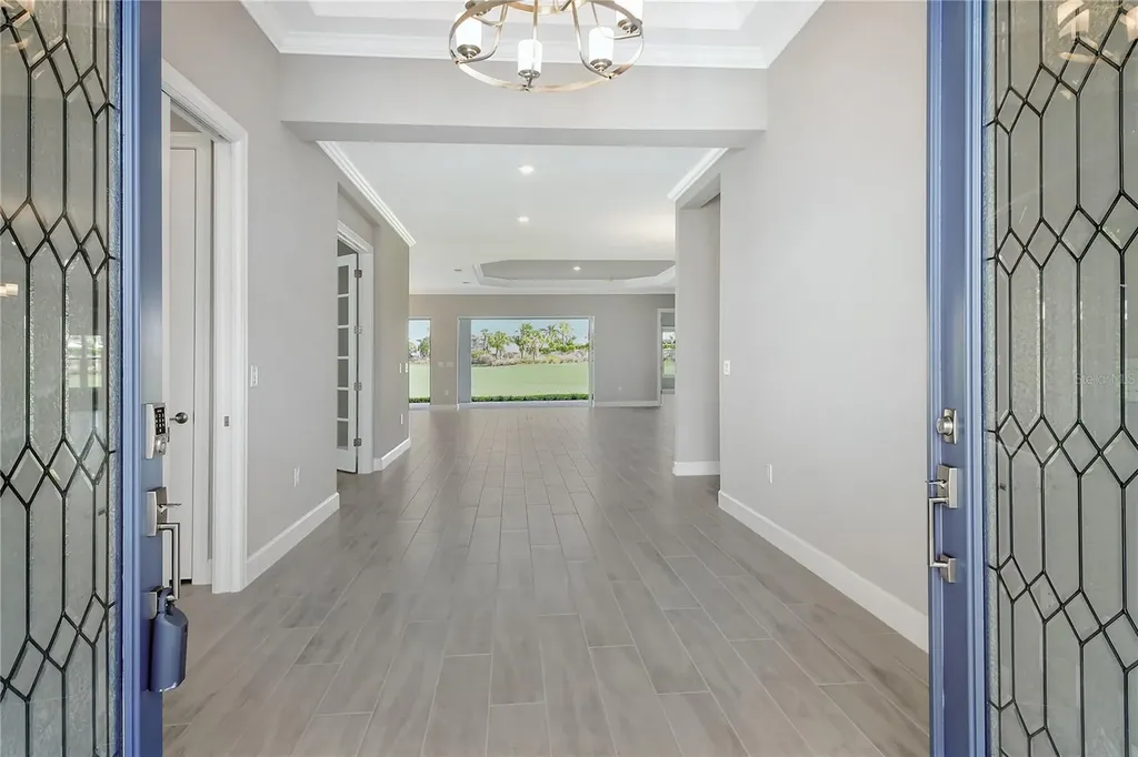 15625 San Lazzaro Avenue Bradenton FL 34211