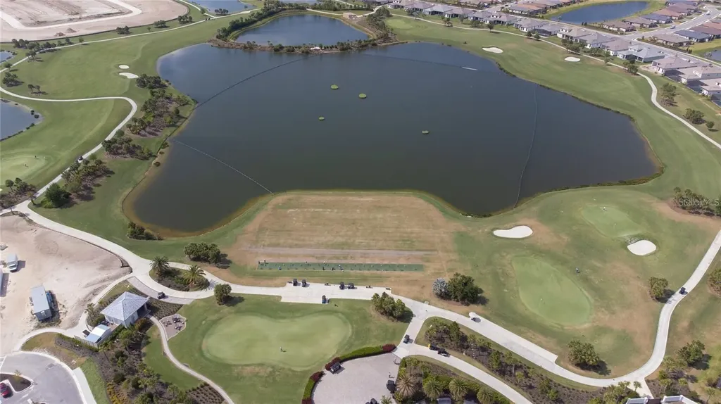 15625 San Lazzaro Avenue Bradenton FL 34211