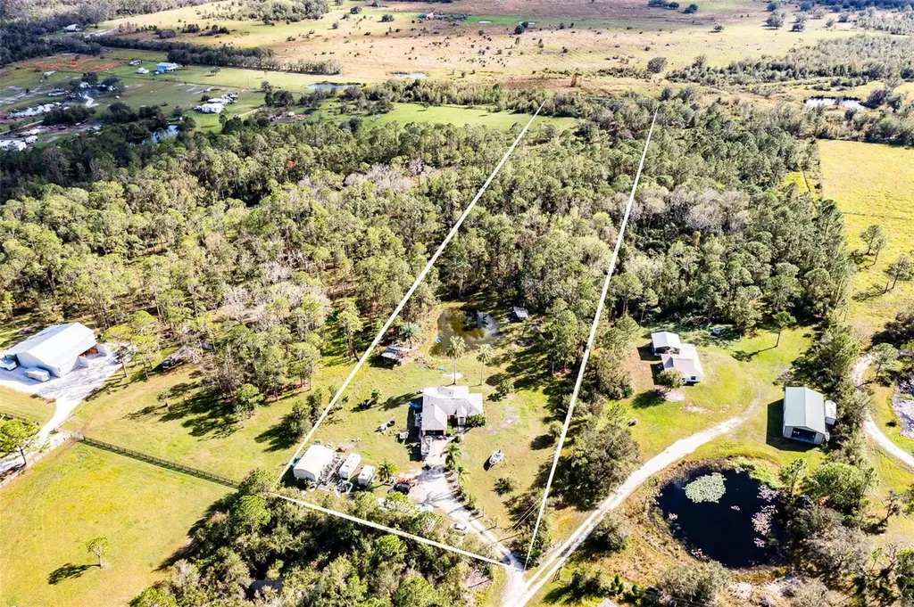 4621 405th Street E Myakka City FL 34251