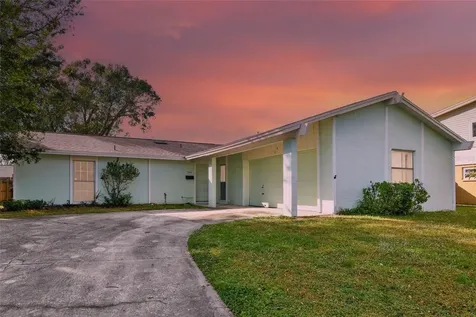 7004 Baywood Court Tampa FL 33615
