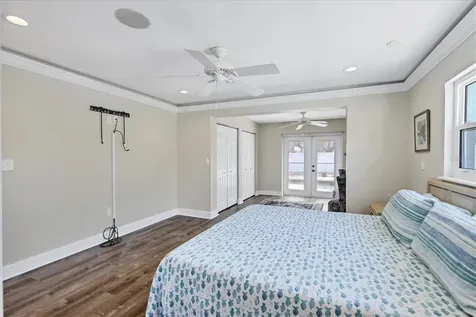 2110 Hawthorne Street Sarasota FL 34239