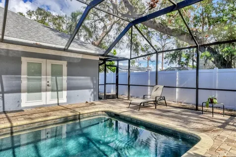 2110 Hawthorne Street Sarasota FL 34239