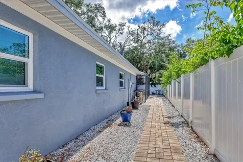 2110 Hawthorne Street Sarasota FL 34239