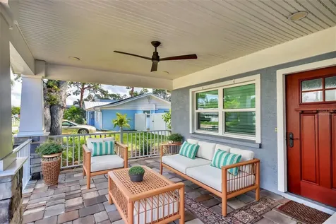 2110 Hawthorne Street Sarasota FL 34239