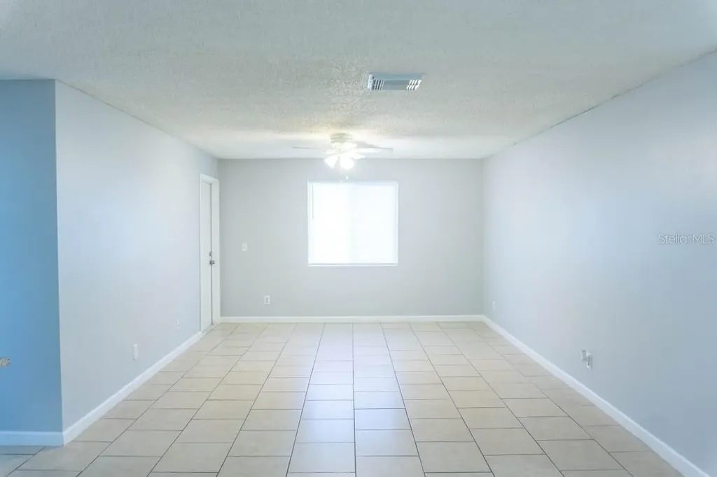 237 Thorn Tree Place Brandon FL 33510