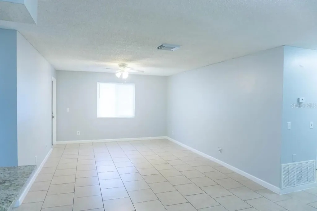 237 Thorn Tree Place Brandon FL 33510