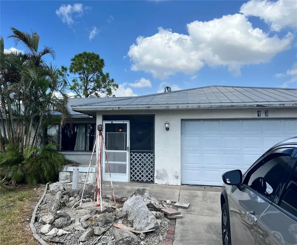 133 SE 45th Street Cape Coral FL 33904