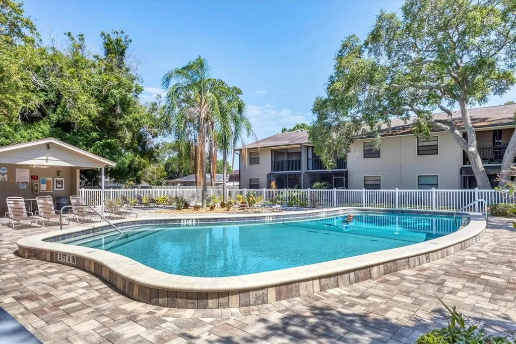 5611 Summer Side Lane Sarasota FL 34231