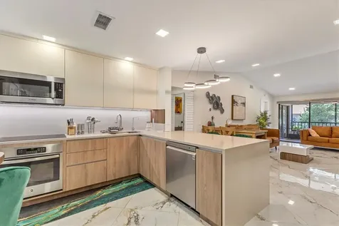 5611 Summer Side Lane Sarasota FL 34231