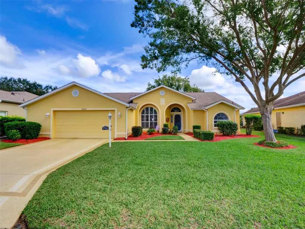 4830 Sawgrass Lake Circle Leesburg FL 34748