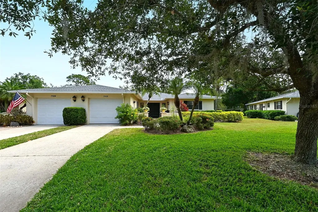 7113 Fairway Bend Circle Sarasota FL 34243