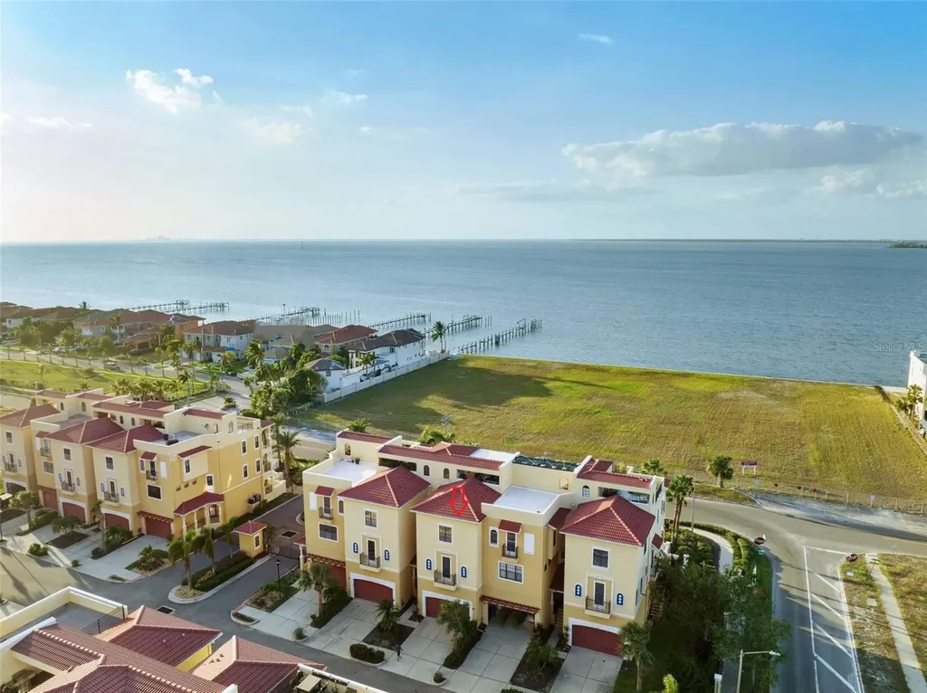 6422 Mayra Shores Lane Apollo Beach FL 33572