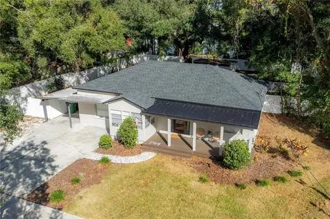 1904 E Powhatan Avenue Tampa FL 33610