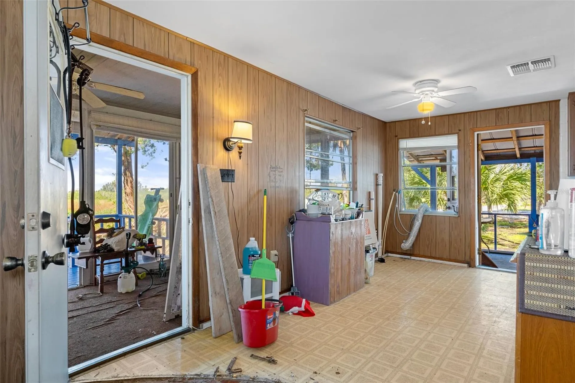 8812 Camp Lane Hudson FL 34667