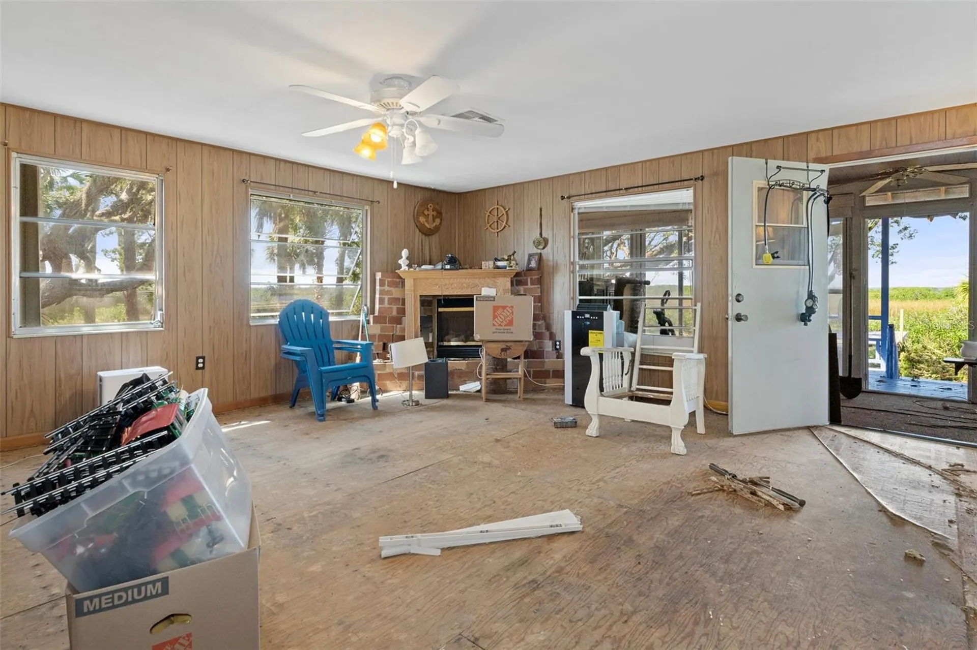 8812 Camp Lane Hudson FL 34667