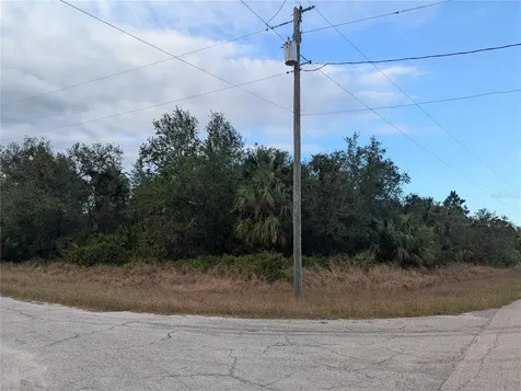 Lot 13 Mattox Circle North Port FL 34288