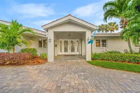 1920 Hawaii Avenue NE St Petersburg FL 33703