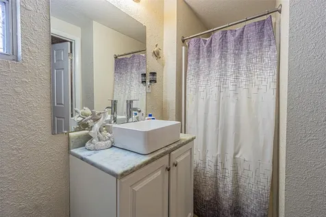 4653 78th Lane N St Petersburg FL 33709