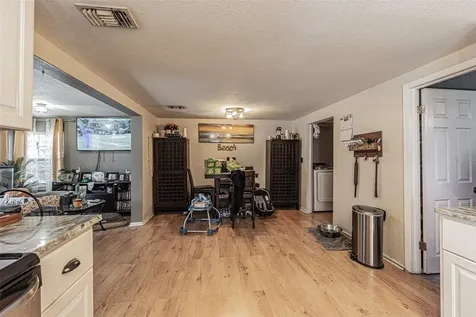 4653 78th Lane N St Petersburg FL 33709