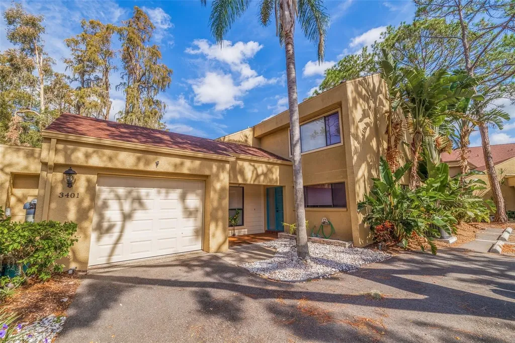 3401 Ellenwood Lane Tampa FL 33618