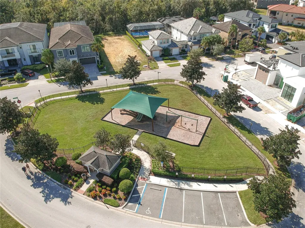 1285 Grand Traverse Parkway Reunion FL 34747