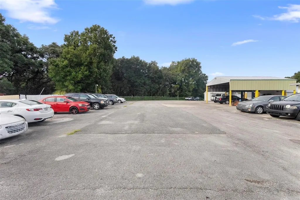 2490 N Woodland Boulevard Deland FL 32720