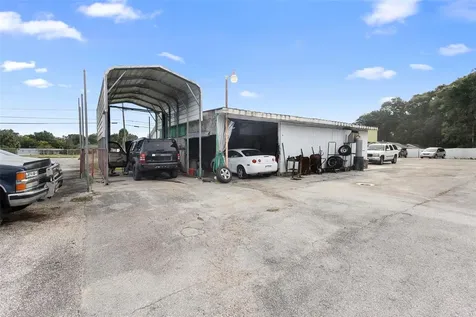 2490 N Woodland Boulevard Deland FL 32720
