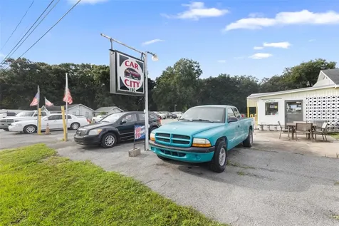 2490 N Woodland Boulevard Deland FL 32720