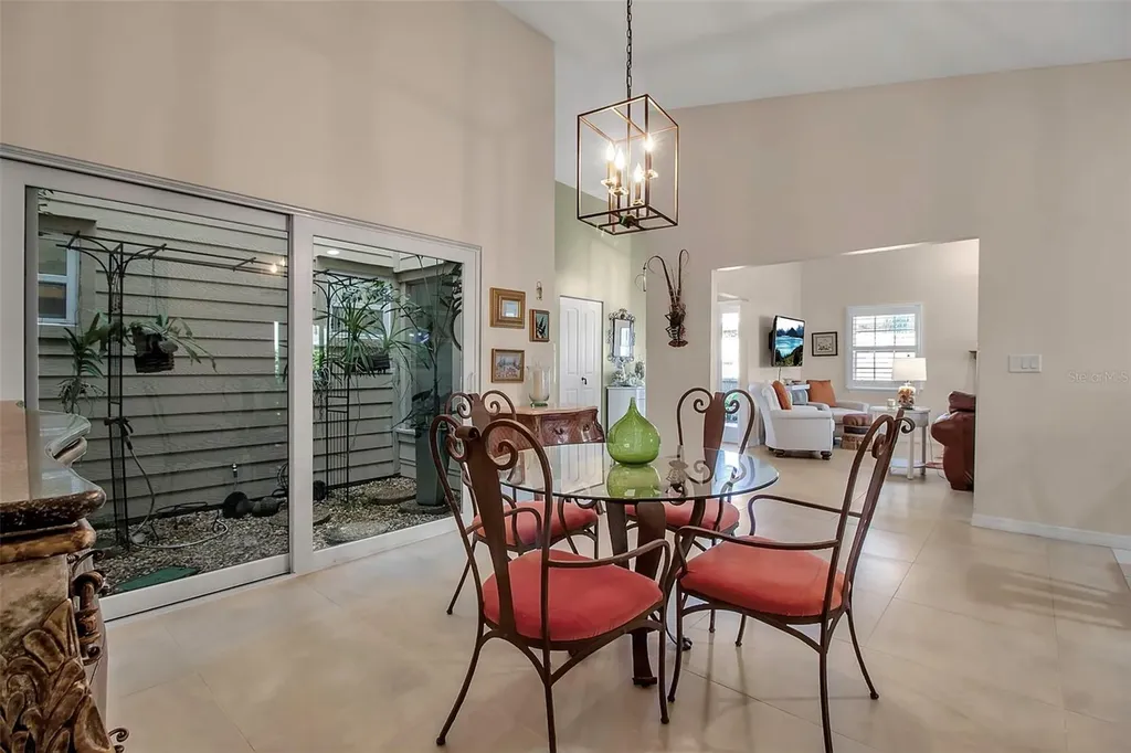 3410 Avenida Madera Bradenton FL 34210