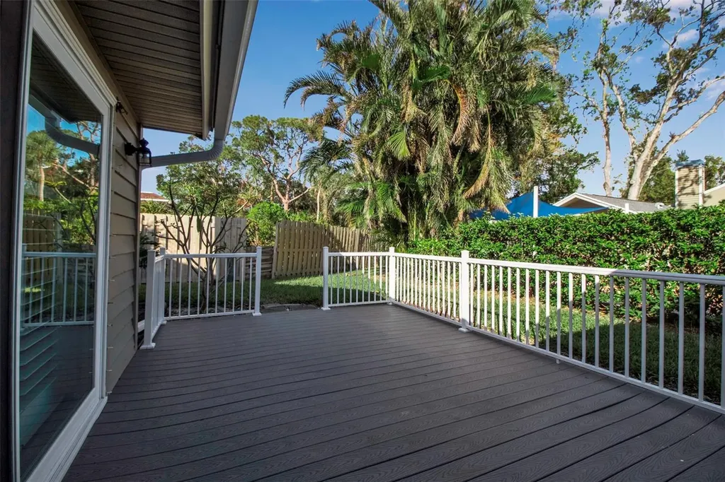 3410 Avenida Madera Bradenton FL 34210
