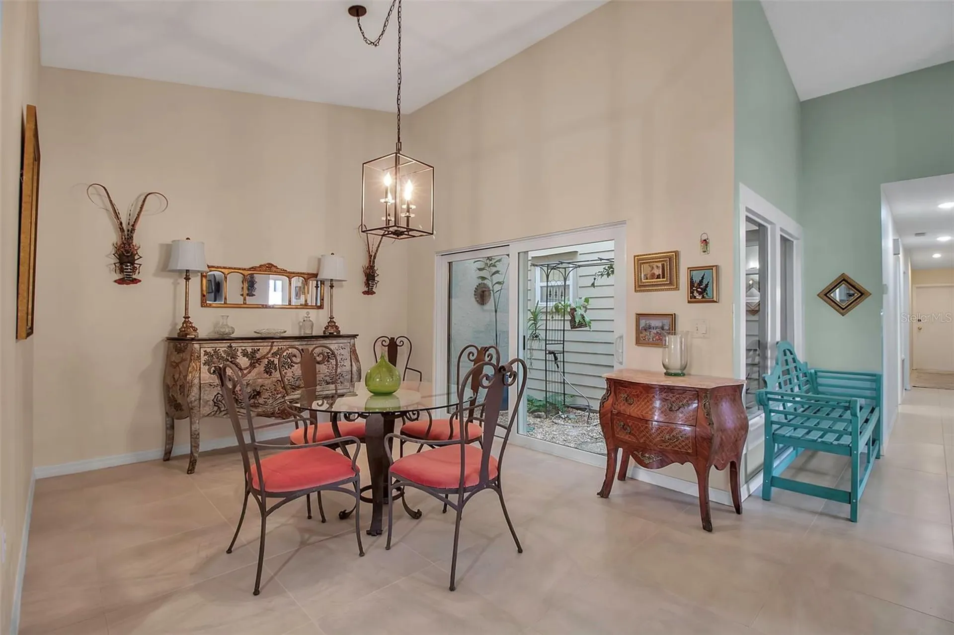 3410 Avenida Madera Bradenton FL 34210