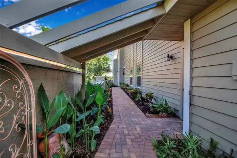 3410 Avenida Madera Bradenton FL 34210