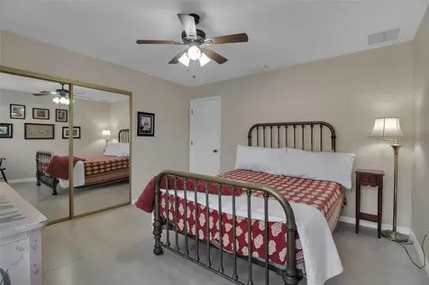 3410 Avenida Madera Bradenton FL 34210