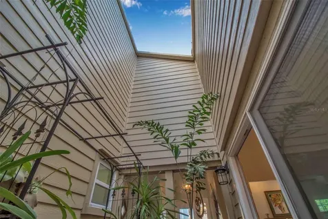 3410 Avenida Madera Bradenton FL 34210