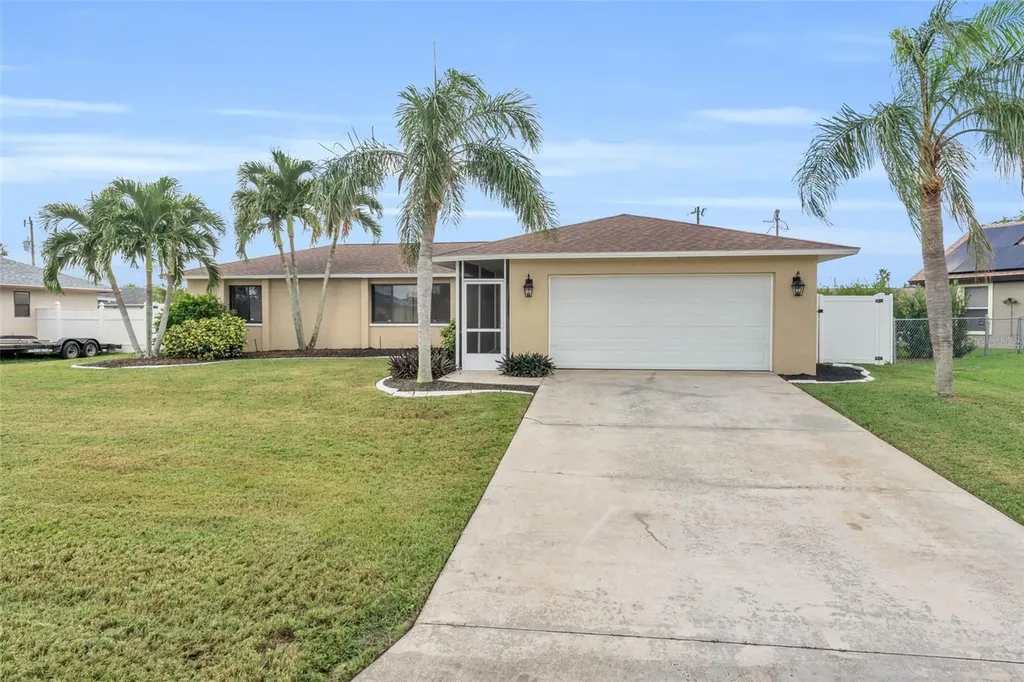 426 SW 43rd Terrace Cape Coral FL 33914