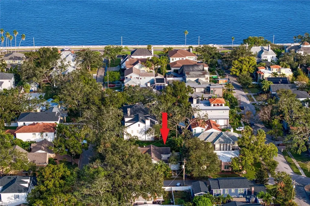 2918 W Bay Villa Avenue Tampa FL 33611