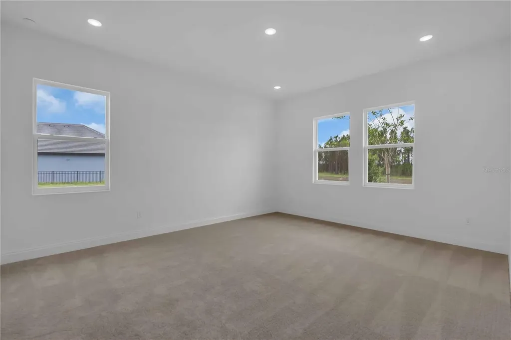 2626 Wise River Lane Zephyrhills FL 33539