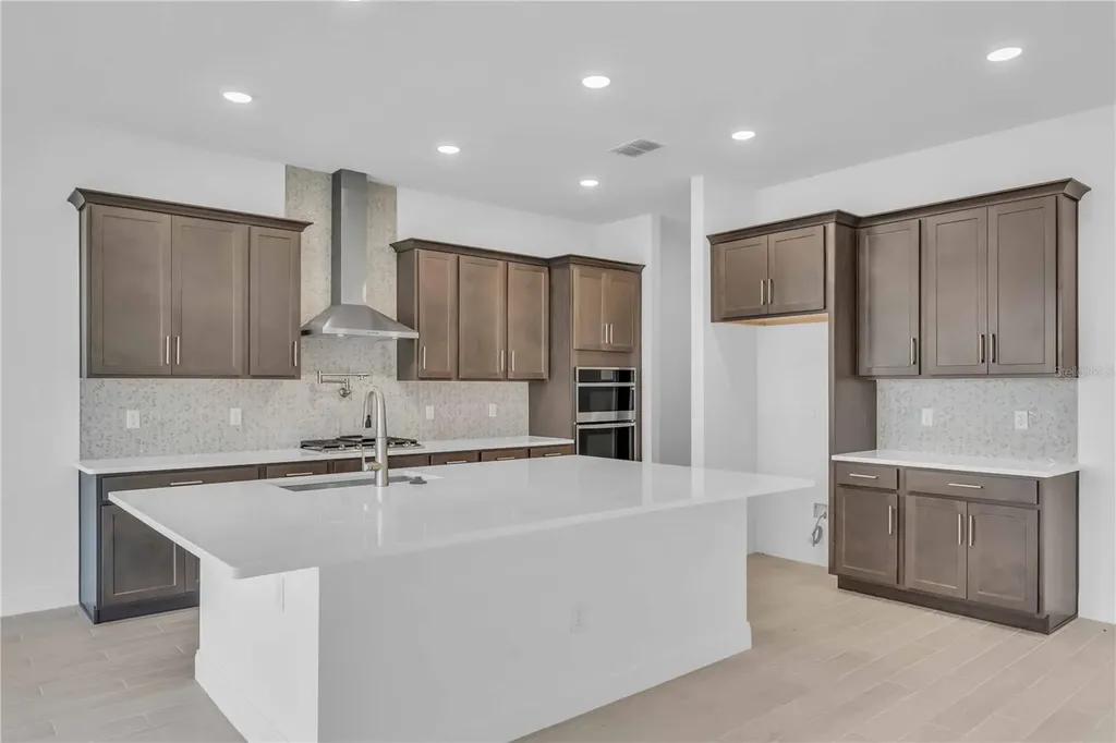 2626 Wise River Lane Zephyrhills FL 33539