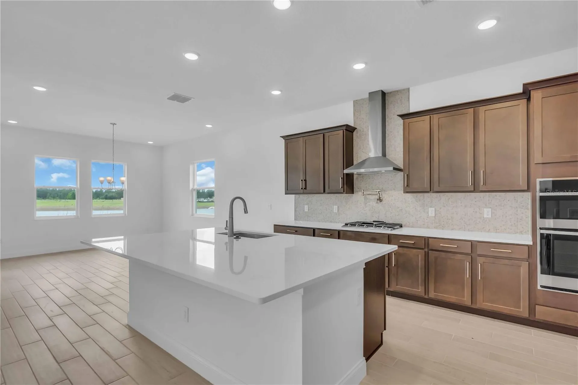 2626 Wise River Lane Zephyrhills FL 33539