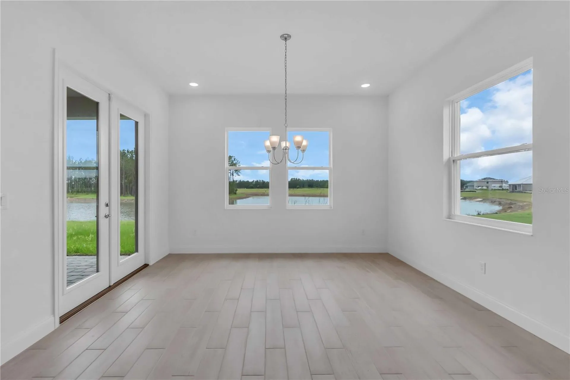 2626 Wise River Lane Zephyrhills FL 33539