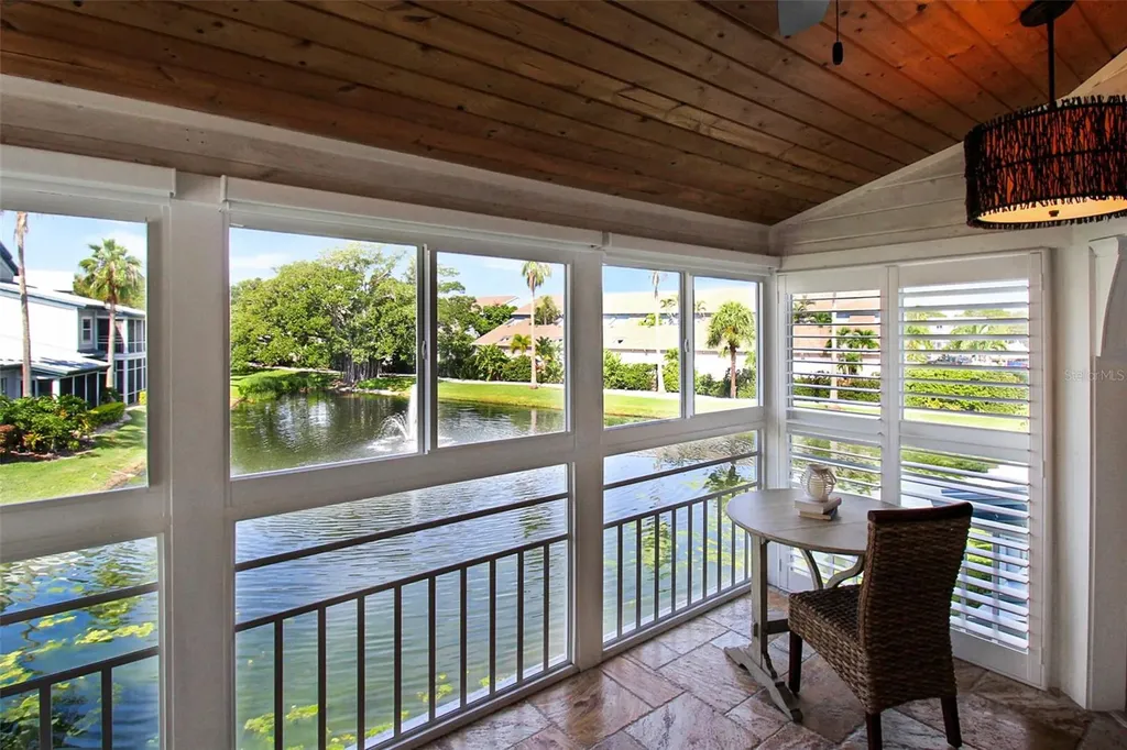 1315 Siesta Bayside Drive Sarasota FL 34242