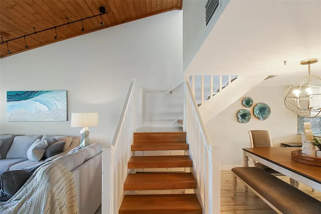 1315 Siesta Bayside Drive Sarasota FL 34242