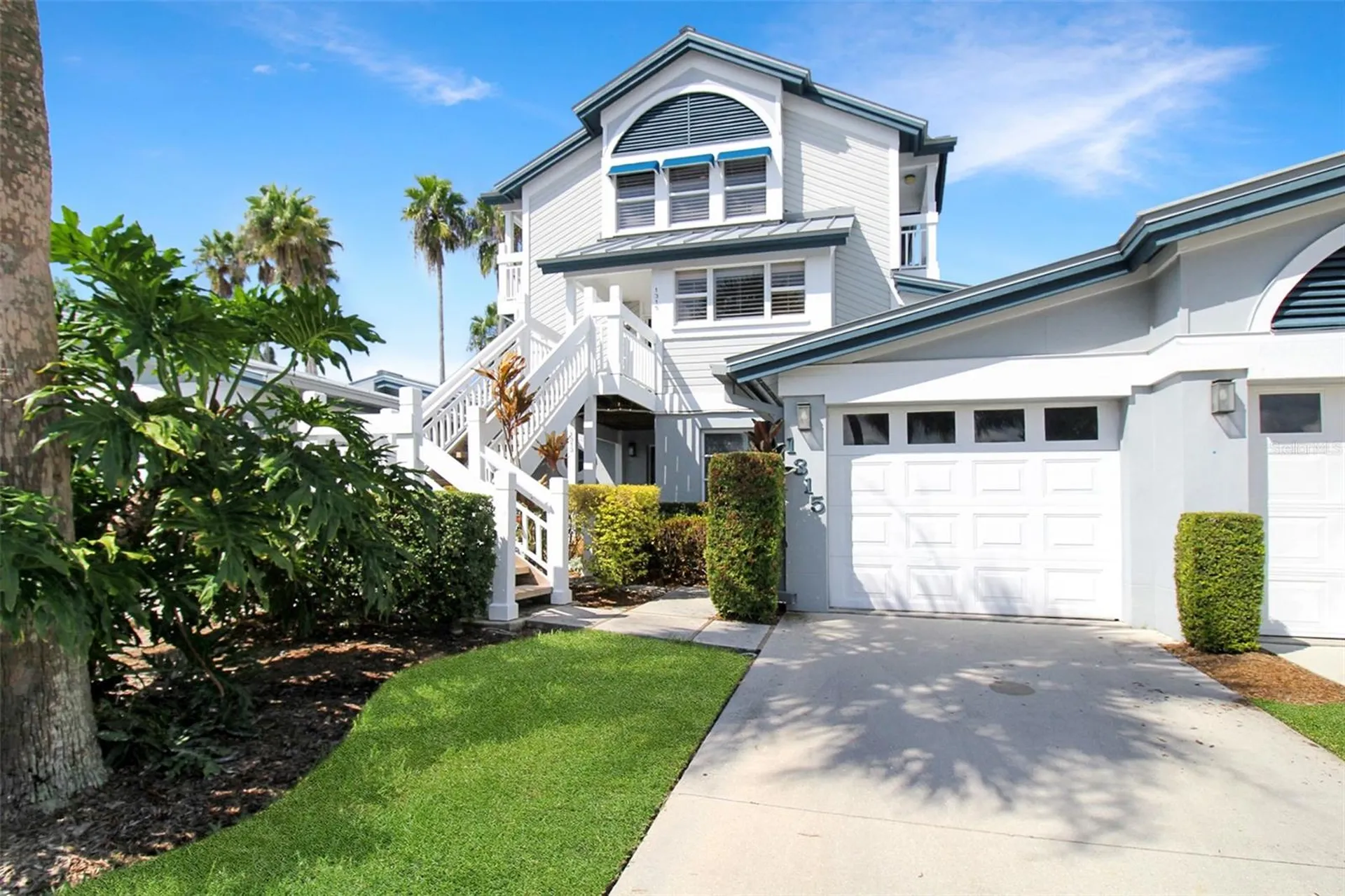 1315 Siesta Bayside Drive Sarasota FL 34242