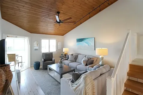 1315 Siesta Bayside Drive Sarasota FL 34242