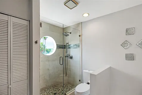 1315 Siesta Bayside Drive Sarasota FL 34242