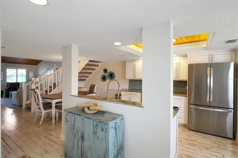 1315 Siesta Bayside Drive Sarasota FL 34242